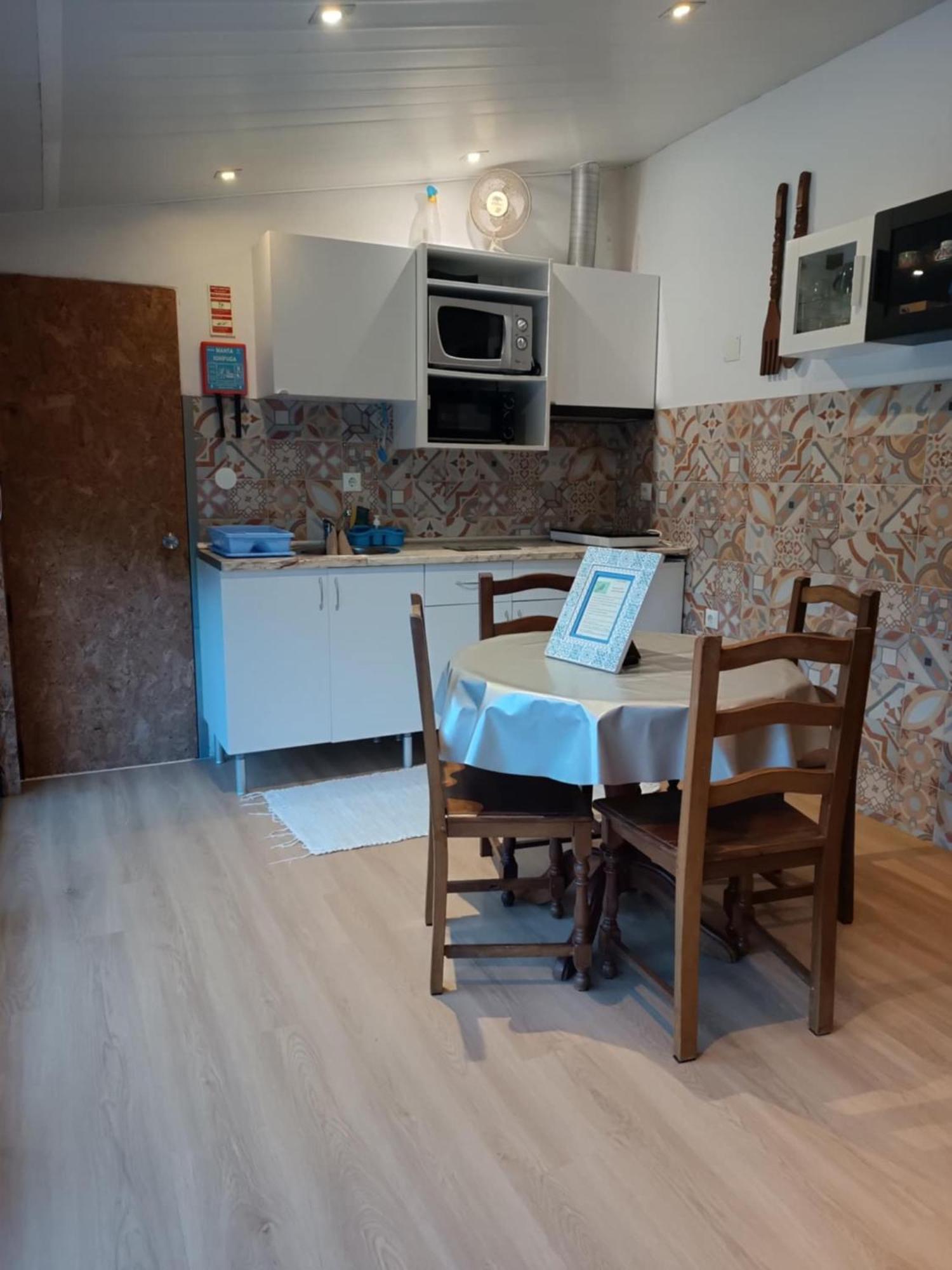 O Canto Do Melro, Guest House Cortegaca  Экстерьер фото